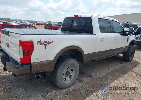 2017 Ford F-250 King Ranch из США, поврежденный, VIN 1FT7W2BTXHEC00592